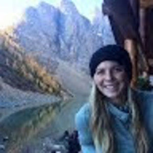 Meet your Posher, Alyssa